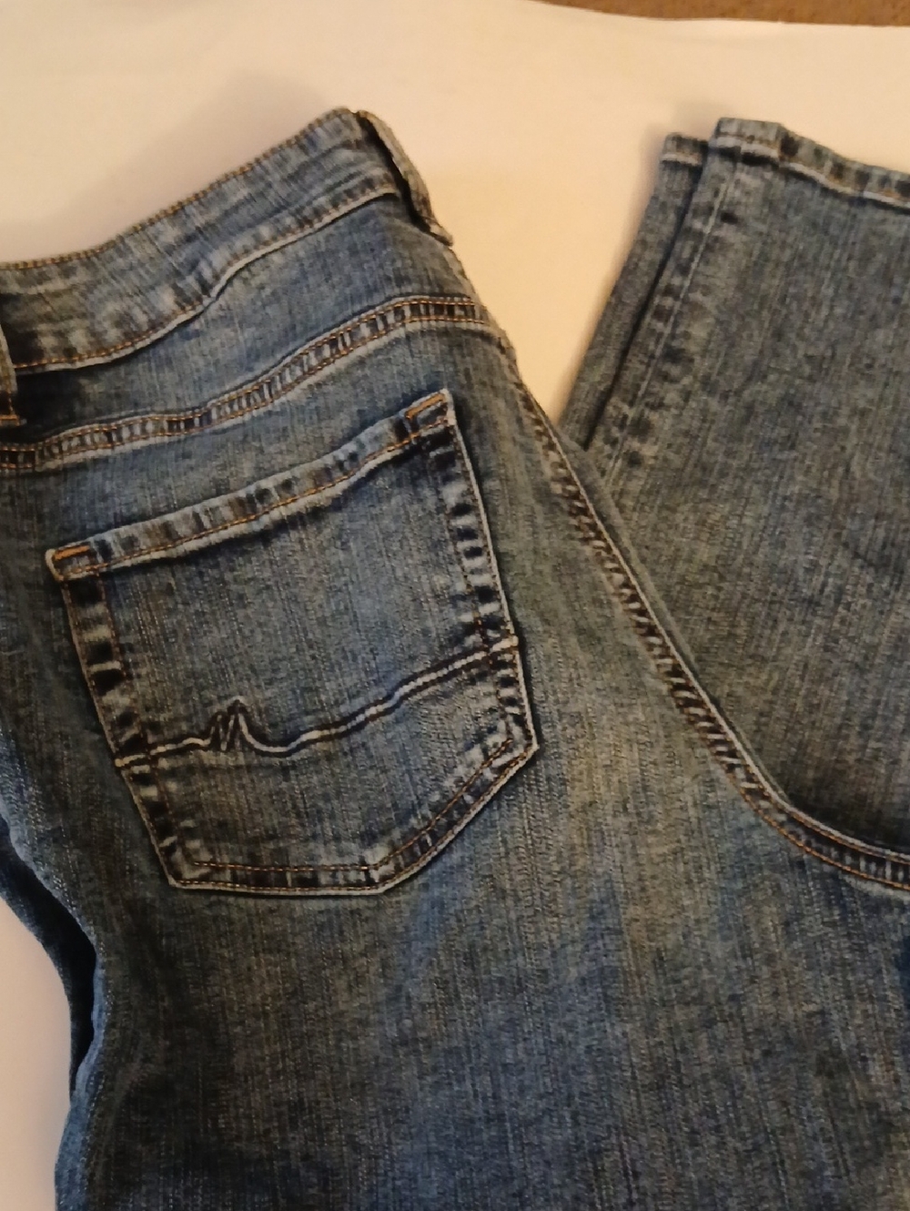 Maurices women's straight leg Cropped denim jeans in medium blue wash